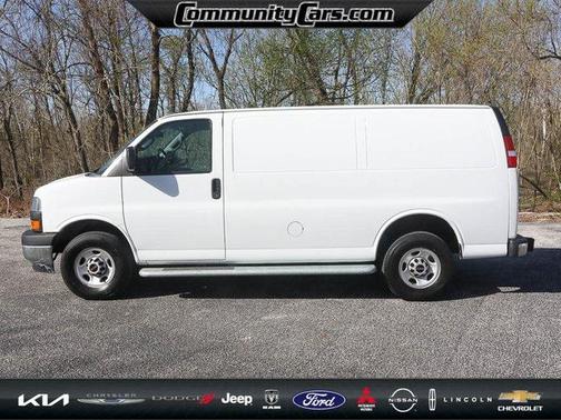 2022 GMC Savana 2500 Work Van