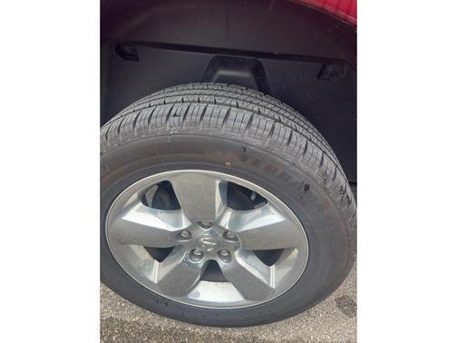 Delmonico Red Pearlcoat 2019 RAM 1500 Big Horn