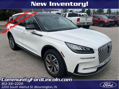 Pristine White Metallic Tri-Coat 2024 Lincoln Corsair Premiere
