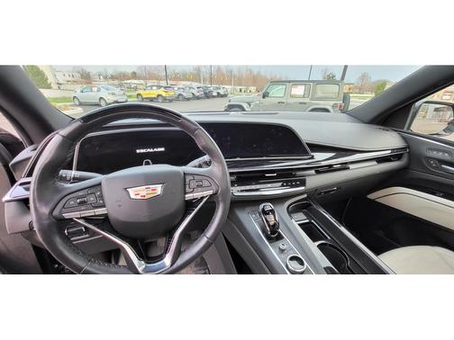 2024 Cadillac Escalade Sport