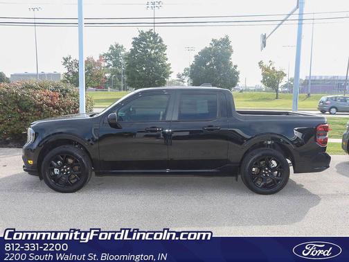 2025 Ford Maverick Lobo Standard