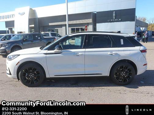 2026 Lincoln Corsair Premiere