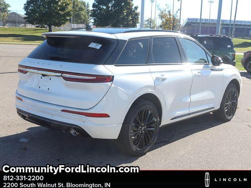 2026 Lincoln Corsair Premiere