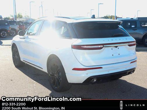 2026 Lincoln Corsair Premiere