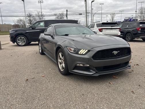 2017 Ford Mustang V6