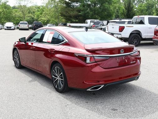 Matador Red Mica 2023 Lexus ES 350 Premium