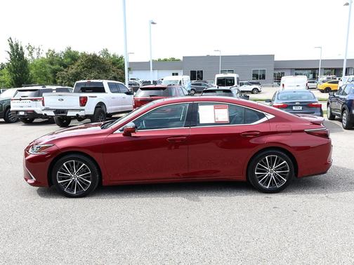 Matador Red Mica 2023 Lexus ES 350 Premium