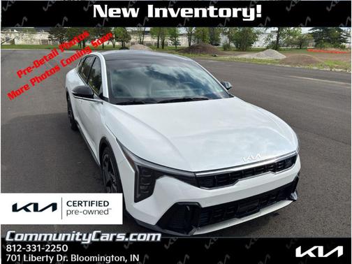 Snow White Pearl 2025 Kia K4 GT-Line
