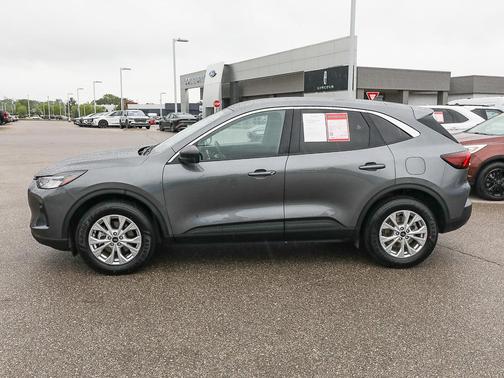 Carbonized Gray Metallic 2023 Ford Escape Active