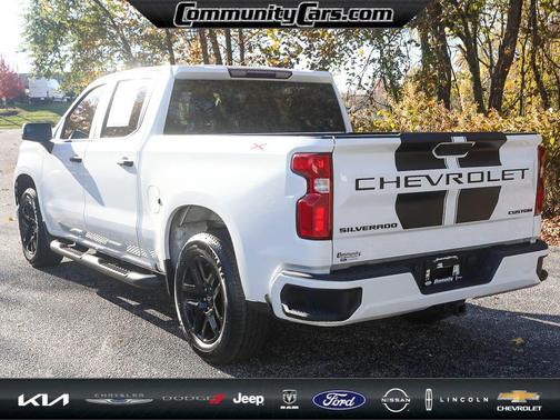 2021 Chevrolet Silverado 1500 Custom