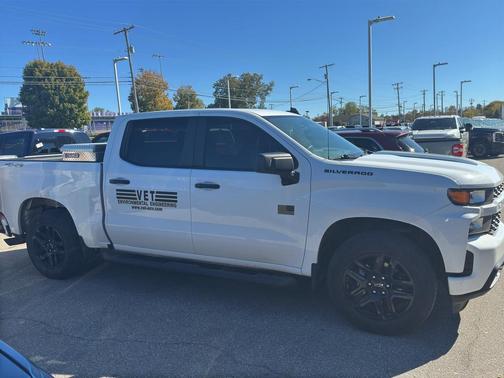 2021 Chevrolet Silverado 1500 Custom