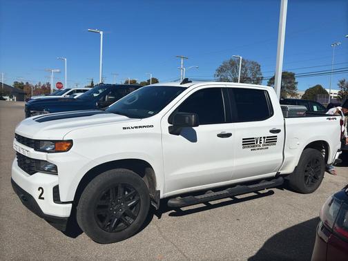 2021 Chevrolet Silverado 1500 Custom