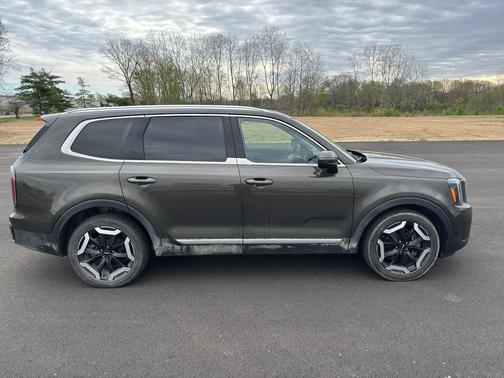 2023 Kia Telluride EX
