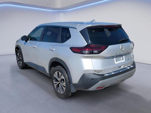 Brilliant Silver Metallic 2022 Nissan Rogue SV