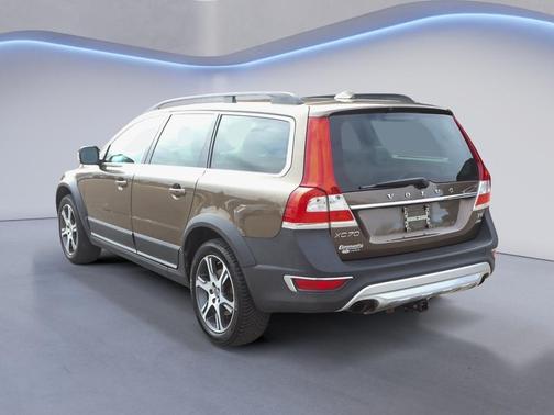 2015 Volvo XC70 T6 Premier Plus