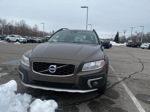 2015 Volvo XC70 T6 Premier Plus