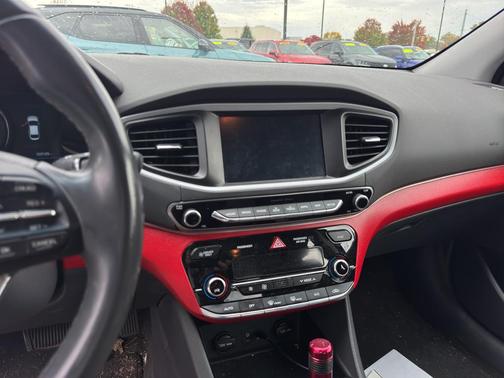 2017 Hyundai IONIQ Hybrid SEL