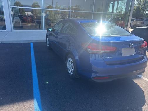 Deep Sea Blue 2017 Kia Forte LX