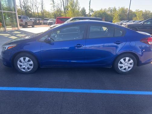 Deep Sea Blue 2017 Kia Forte LX