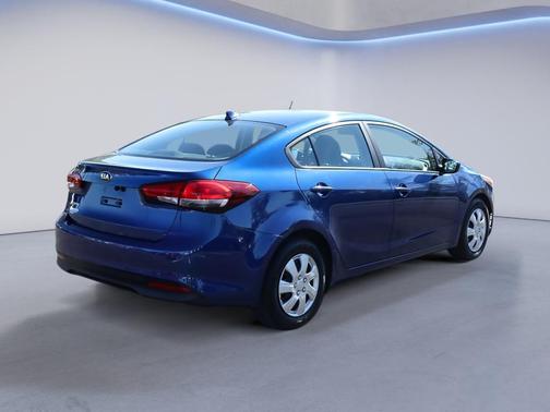 Deep Sea Blue 2017 Kia Forte LX