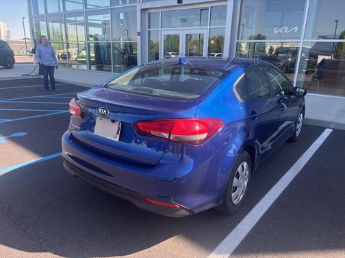 Deep Sea Blue 2017 Kia Forte LX