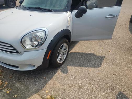 2013 MINI Countryman Cooper