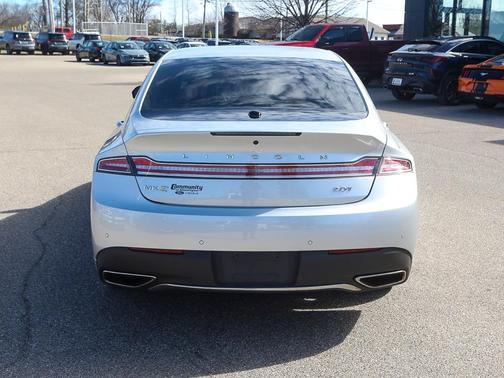 2018 Lincoln MKZ Select