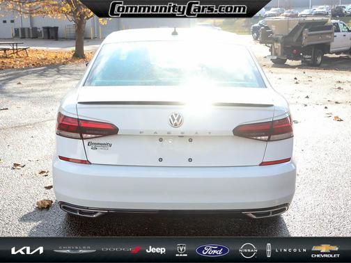 2020 Volkswagen Passat 2.0T R-Line
