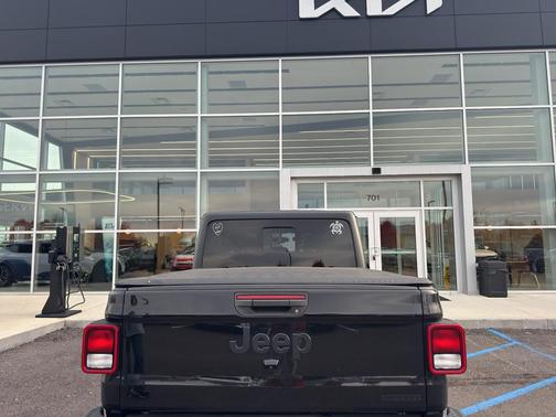 2020 Jeep Gladiator Sport S