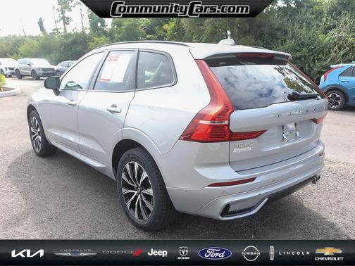 2025 Volvo XC60 Plus
