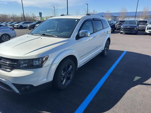 2018 Dodge Journey Crossroad