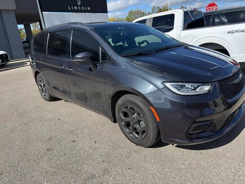 2021 Chrysler Pacifica Hybrid Limited
