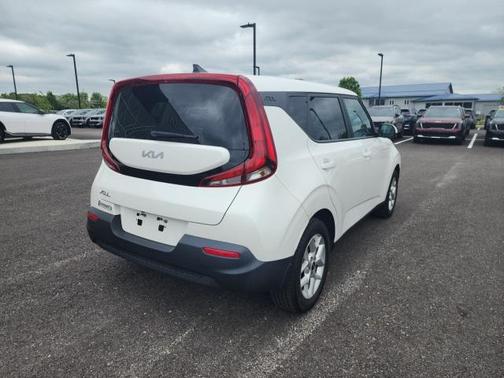 2022 Kia Soul LX