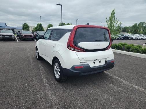 2022 Kia Soul LX