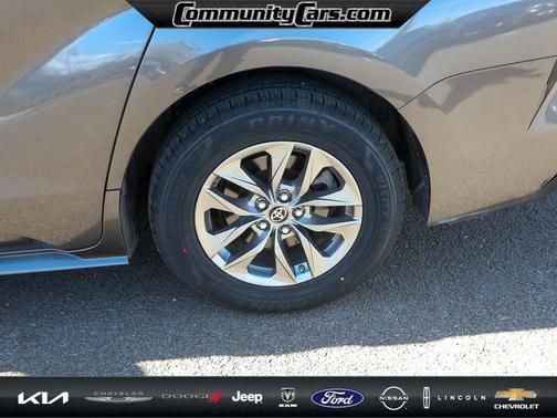 2022 Toyota Sienna XLE