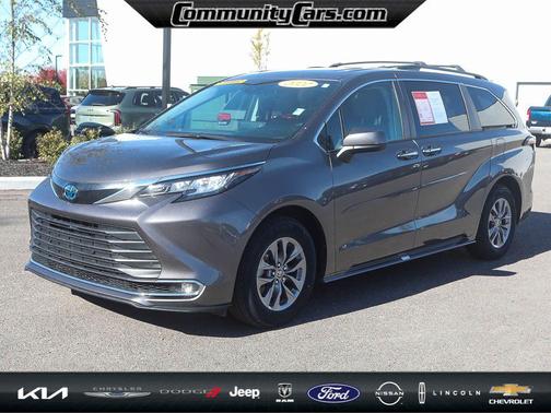 2022 Toyota Sienna XLE