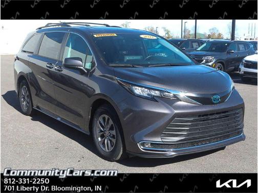 2022 Toyota Sienna XLE