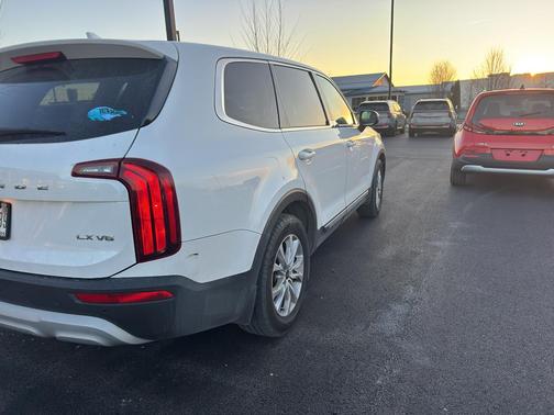 2021 Kia Telluride LX