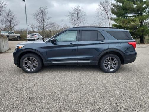 Stone Blue Metallic 2023 Ford Explorer XLT