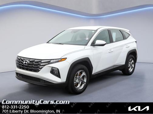 2023 Hyundai TUCSON SE