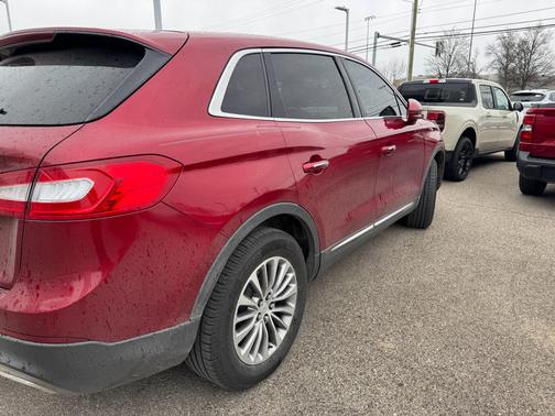 2016 Lincoln MKX Select