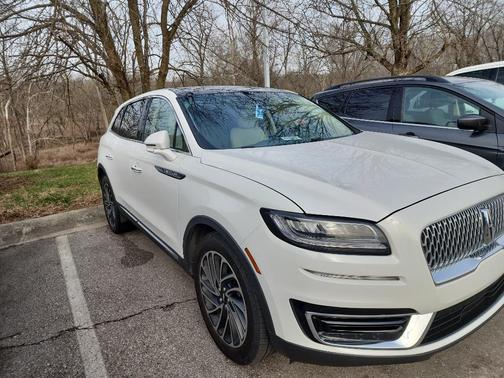 2020 Lincoln Nautilus Reserve