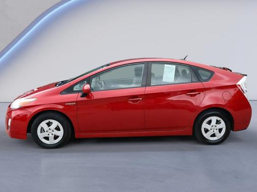 Barcelona Red Metallic 2011 Toyota Prius II