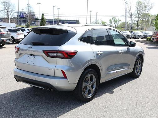 2023 Ford Escape ST-Line Select