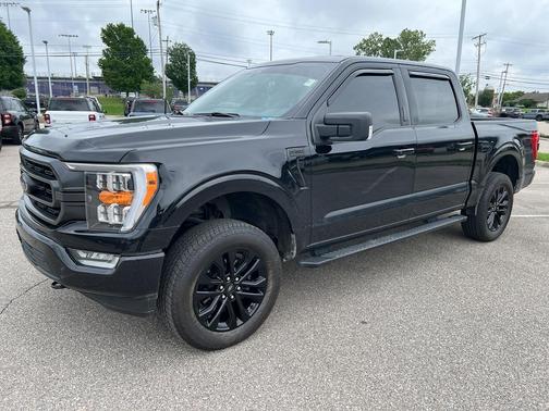 Agate Black Metallic 2022 Ford F-150 XLT