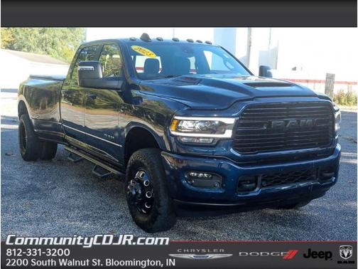 2023 RAM 3500 Laramie Crew Cab 4x4 8' Box