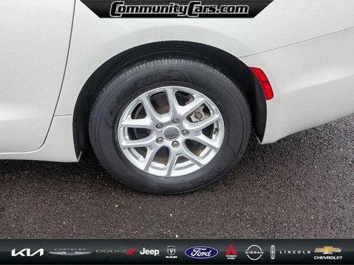 2021 Chrysler Pacifica Touring L