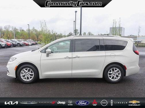 2021 Chrysler Pacifica Touring L