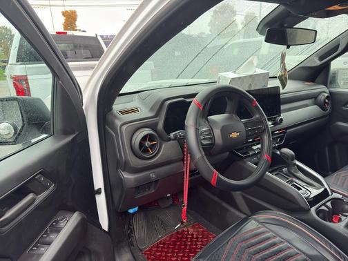 2023 Chevrolet Colorado WT