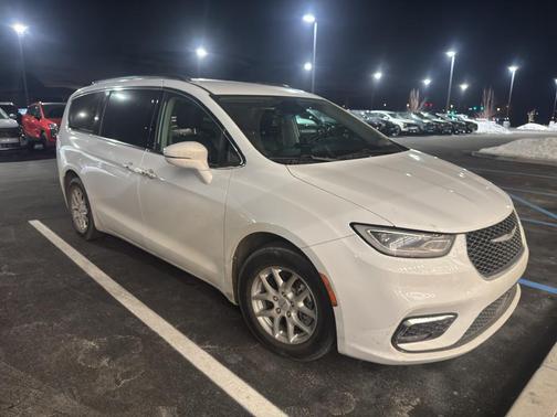 2021 Chrysler Pacifica Touring L